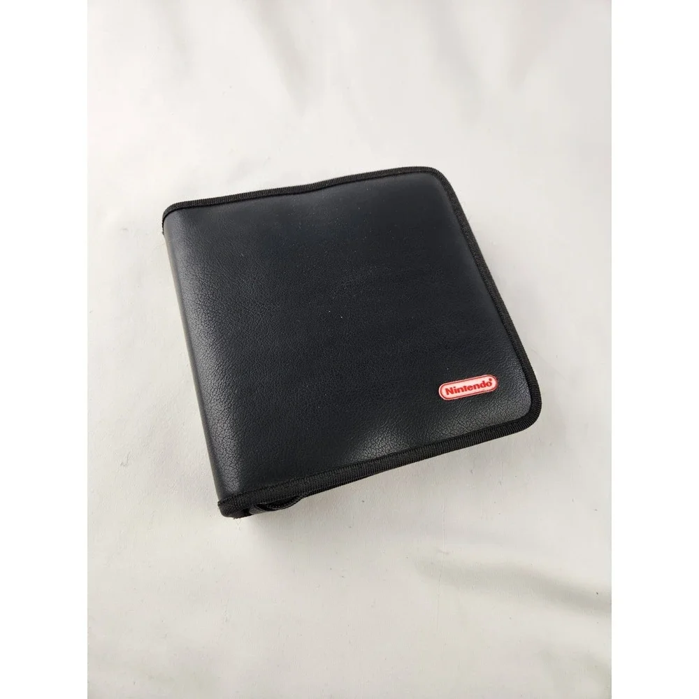 Vintage Nintendo GBA Game Boy GAMEBOY Advance 32 Case Folder Binder Black Rare